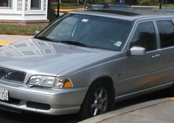 Nawigacja Volvo V70 I